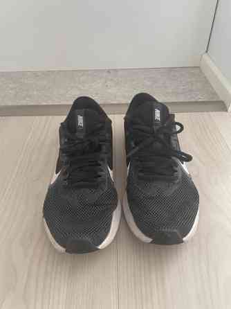 Nike juoksukengät 37,5 Lieto