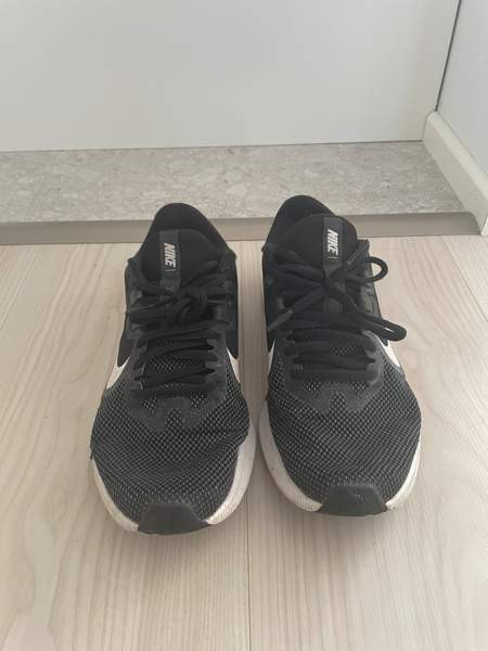 Nike juoksukengät 37,5 Lieto - photo 1