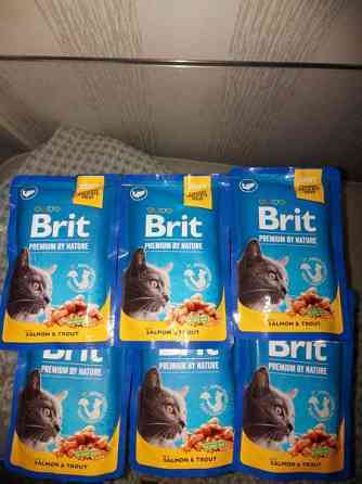 Myydään kisaan  ruoka 6kpl.5€ kaikki Oulu