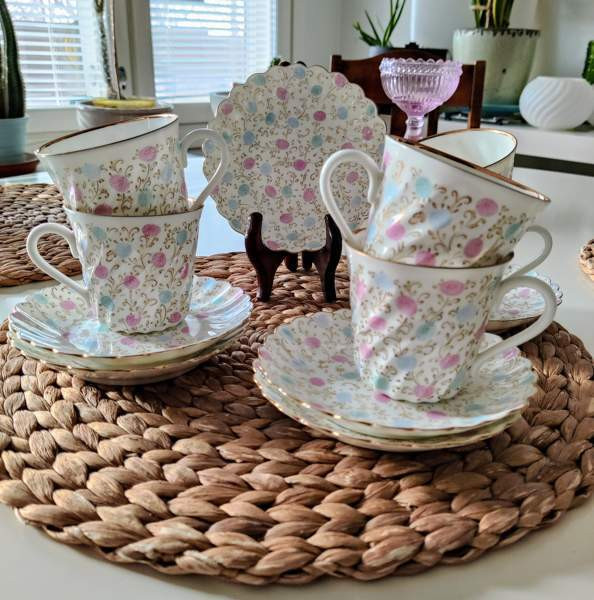 Lomonosov kahvikuppi Ярвенпяя - изображение 2