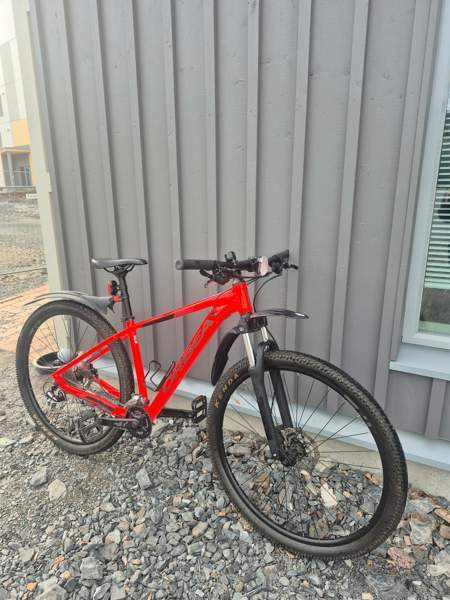 Myydään Orbea MX 50 29" Red Black - Maastopyörä Tampere – foto 3