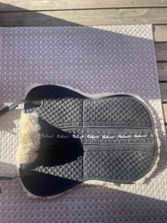 Lampaankarva-romaani Uurainen