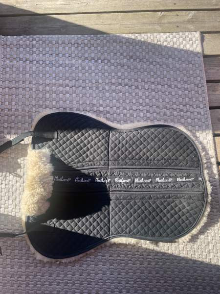 Lampaankarva-romaani Uurainen – foto 2