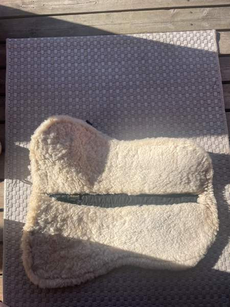 Lampaankarva-romaani Uurainen – foto 3