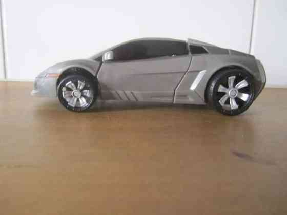 Auto/ robotti Сало