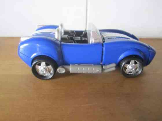 Auto/ robotti Сало