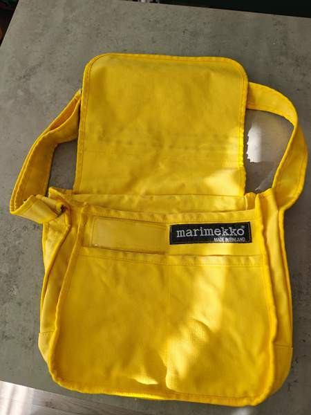 Myydään Marimekon keltainen olkalaukku Seinäjoki - valokuva 2