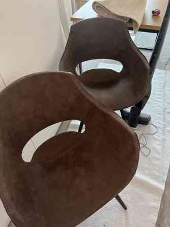 Kaksi ruokapenkkiä myyntii Kuopio