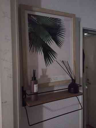 Hylly ja taulu Kaarina