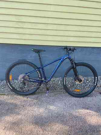 Kona Mahuna maastopyörä, runko S, rengas 29”, vm. 2022 Espoo