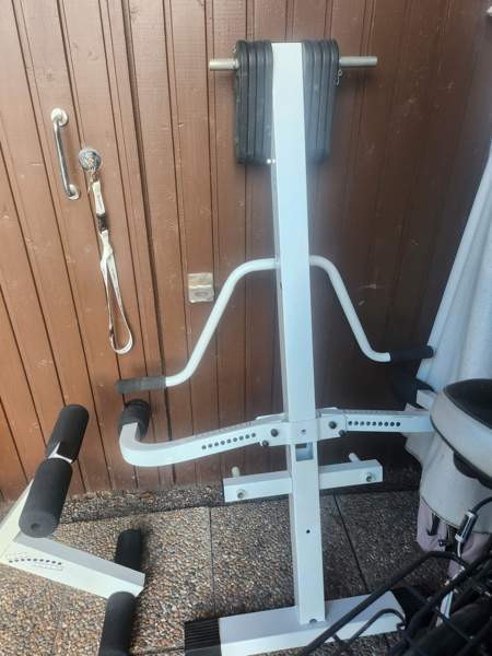 Vähän kikkailua vaativa kuntolaite, vahvat kumilenkit vastuksena. Тампере - изображение 2