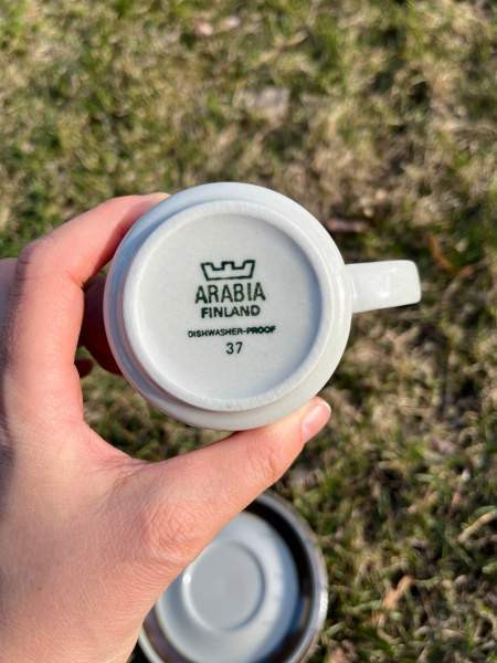 Arabia espresso muki ja aluslautanen Helsinki - изображение 2