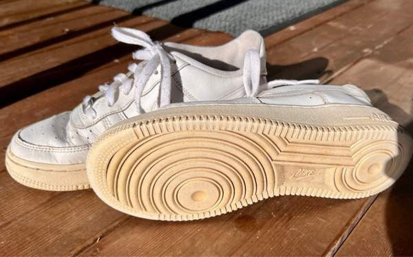 Nike airforce 1 tennarit koko 38,5 (24 cm) Jyvaeskylae - photo 8