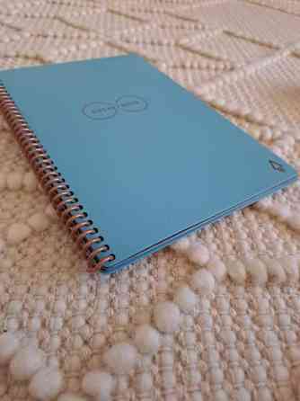 Uudelleen käytettävä vihko Rocketbook core Jyvaeskylae