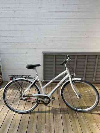 Toimiva naisten Tunturi-pyörä 28” Espoo