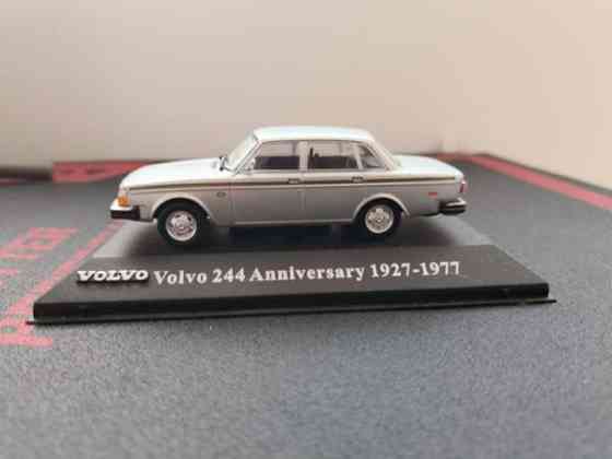 Volvo 244 Anniversary 1927-1977 Porvoo