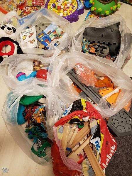 Lelut, lelu, Eri lelujen sekoitus, palapeli Espoo – foto 1