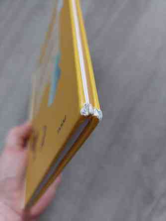 Muumi maalaa ja rakentaa -kirja Muhos