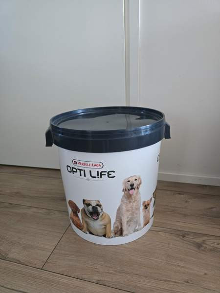 Koiranruoka säilytysastia Kaarina - valokuva 1