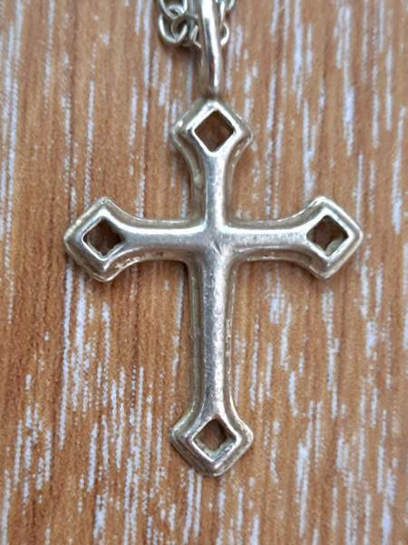 Kalevalan hopeinen Illusioni risti 3 cm Оулу - изображение 3