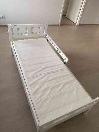 Annetaan Ikean lastensänky + patja (VARATTU) Helsinki