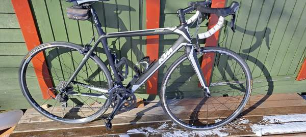 Maantiepyörä KTM Strada 3500, hiilikuiturunkoinen Maentsaelae – foto 1