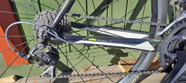 Maantiepyörä KTM Strada 3500, hiilikuiturunkoinen Maentsaelae – foto 2