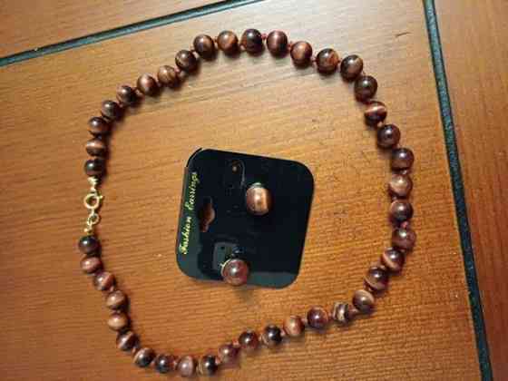 Kaulakoru ja korvakorut,  punainen tiikerinsilmä Kouvola