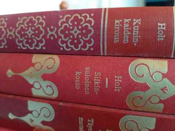 Kirjoja Haemeenlinna