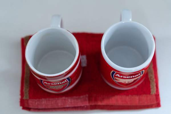 Arsenal mukit, tuoppi, pyyhe, lasinaluset, juomapullo Helsinki - photo 3