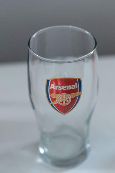 Arsenal mukit, tuoppi, pyyhe, lasinaluset, juomapullo Helsinki - photo 6