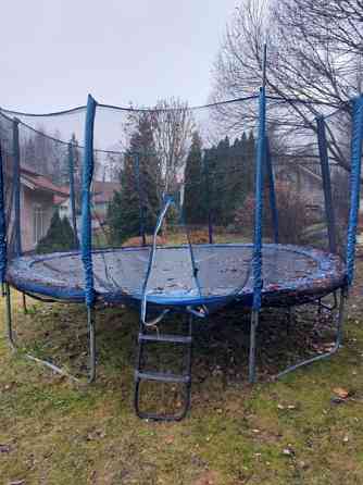 Trampoliini Atom sports Riihimaeki