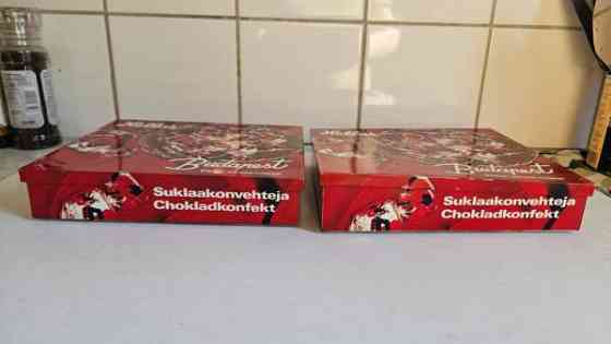 Vintage peltirasia Hellas pelti sisustus keräily Helsinki