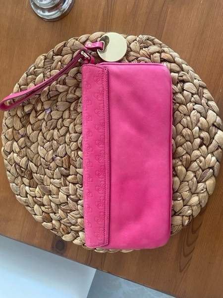 Guess laukku aitoa nahkaa Эспоо - изображение 2