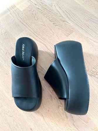 PUBLIC DESIRE mustat chunky sandaalit koko 39 Vantaa