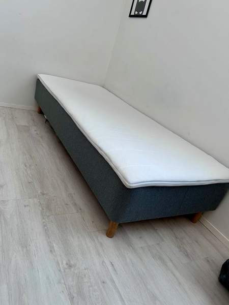 Runkopatjasänky 80cm Kuopio - valokuva 1