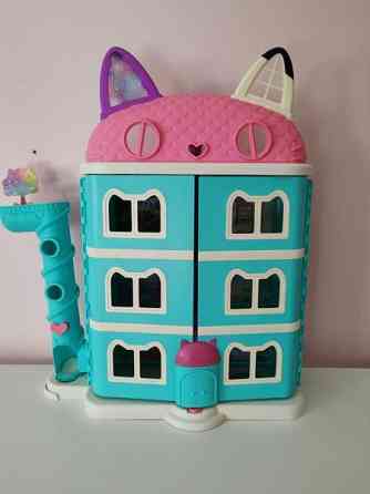 Gabbyn nukketalo Hyvinkää