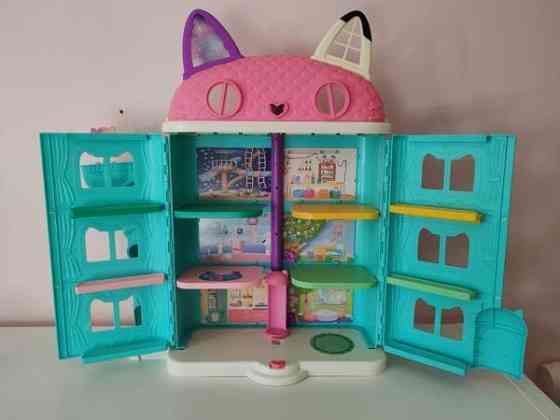 Gabbyn nukketalo Hyvinkää