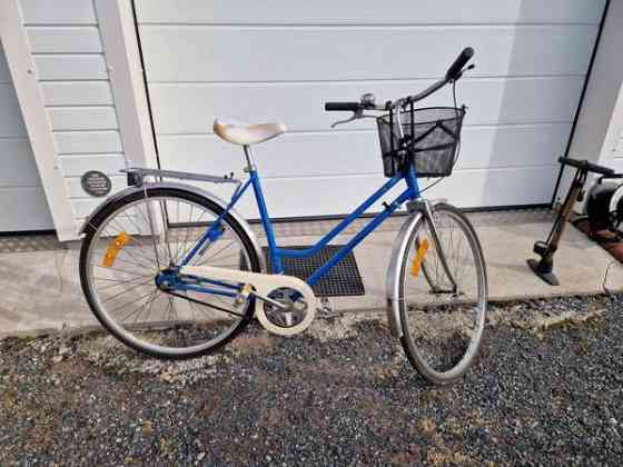 Tunturi "Daami" ja "VIP" Polkupyörät 28", 3-Vaihdetta, jalkajarrut Hämeenkyrö