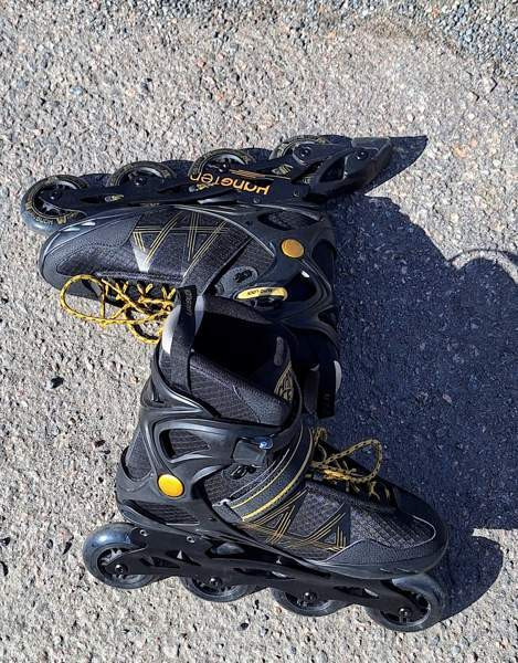 Rullaluistimet Hangsten koko 44 Lahti - valokuva 3