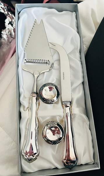 Hopeinen juustosetti Jaervenpaeae – foto 1