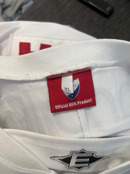 HIFK Kimmo Kuhdan pelipaita Vantaa - valokuva 3