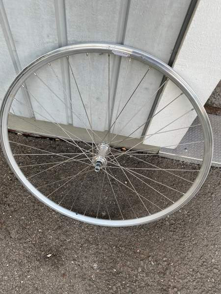 28” Etupyörä Haemeenlinna – foto 1