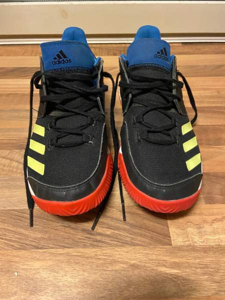 Adidas kengät 39 1/3 Вааса - изображение 4