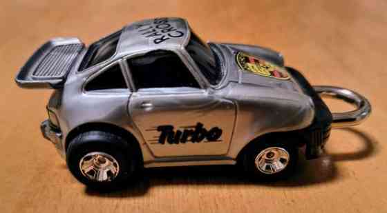 Leluauto numerolukolla Ювяскюля