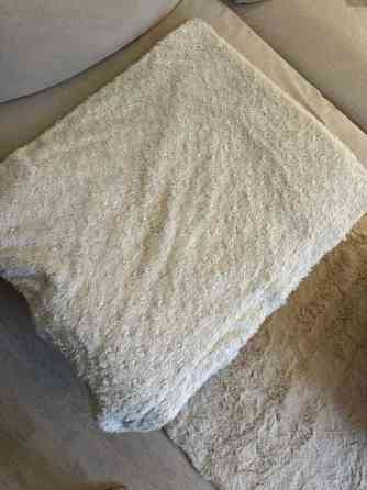 Hemtex vaalea pörröinen torkkupeitto Вантаа