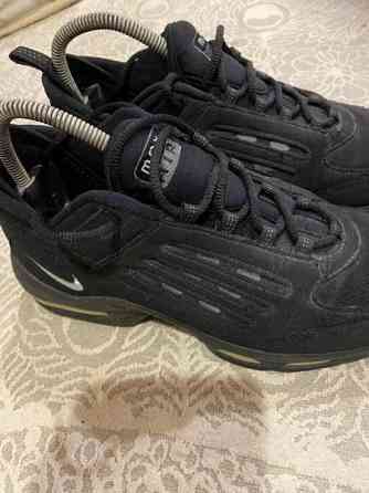 Nike Air Max jumppa ja treenikengät Vantaa