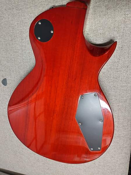 LTD EC-256 LH sähkökitara (vasuri) Тампере - изображение 4