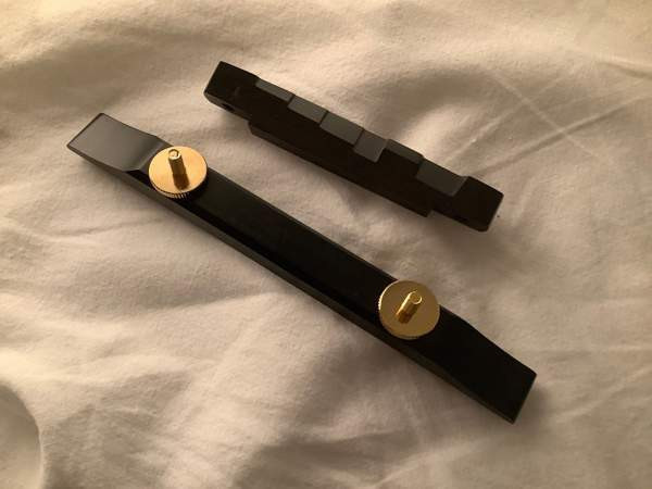 Hosco Arch Top Guitar Bridge Ebony and Brass F-2804 Turku - valokuva 2