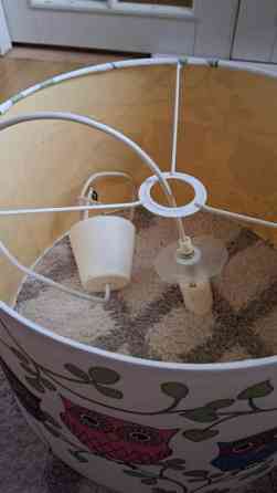 Pöllövarjostin, lastenhuoneen valaisin Haemeenlinna